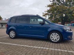 Blau Gebraucht 2012 VW Touran Style Van / Kleinbus | 4.600 € (Guter Preis)