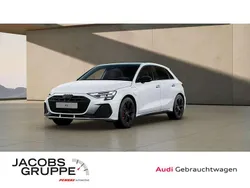 Gletscherweiß metallic Gebraucht 2025 Audi A3 Sportback e-tron S-Line Limousine | 47.980 € (Superpreis)