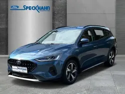 Chromablau metallic Gebraucht 2024 Ford Focus Active | 28.990 € (Fairer Preis)