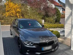 Grau Gebraucht 2012 BMW 320 Sport Line Limousine | 10.900 € (Fairer Preis)