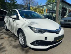 Weiß Gebraucht 2018 Toyota Auris Touring Sports Comfort Kombi | 10.990 € (Guter Preis)
