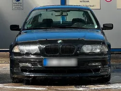 Schwarz Gebraucht 1999 BMW 323 Limousine | 2.500 € (Guter Preis)