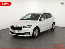 Weiß Gebraucht 2024 Skoda Fabia Kleinwagen | 20.590 € (Fairer Preis)