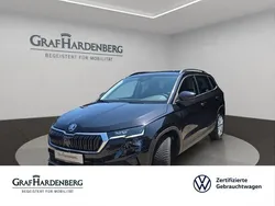 Schwarz Gebraucht 2024 Skoda Karoq Selection SUV | 30.777 € (Fairer Preis)