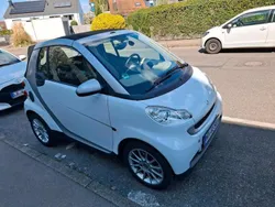 Weiß Gebraucht 2007 Smart ForTwo Cabrio Cabrio | 3.800 € (Fairer Preis)