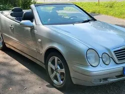 Mercedes CLK320