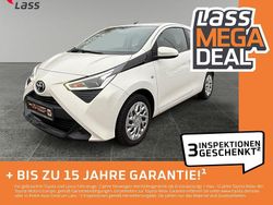 Weiß Gebraucht 2021 Toyota Aygo X-play Kleinwagen | 10.980 € (Fairer Preis)