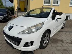 Weiß Gebraucht 2011 Peugeot 207 CC Cabrio | 2.899 € (Guter Preis)