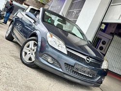 Grau Gebraucht 2007 Opel Astra Cabriolet Cabrio | 4.999 € (Etwas zu teuer)