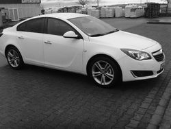 Weiß Gebraucht 2017 Opel Insignia Exklusiv Limousine | 7.850 € (Fairer Preis)