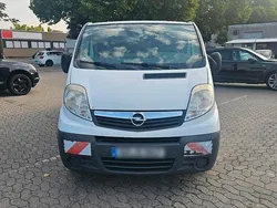 Weiß Gebraucht 2007 Opel Vivaro Van | 2.400 € (Superpreis)