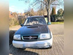 Grün Gebraucht 2000 Suzuki Grand Vitara SUV | 4.300 €
