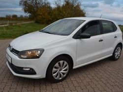 Weiß Gebraucht 2016 VW Polo Trendline Limousine | 6.399 € (Fairer Preis)