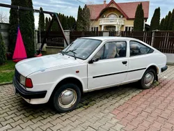 Weiß Gebraucht 1988 Skoda 105 Limousine | 3.499 €