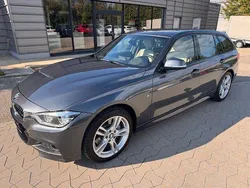 Grau Gebraucht 2016 BMW 340 M Sport Kombi | 29.900 € (Guter Preis)