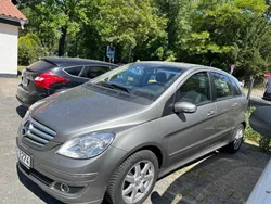 Grau Gebraucht 2006 Mercedes B200 Van / Kleinbus | 5.500 € (Fairer Preis)