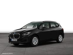 Schwarz Gebraucht 2023 BMW 225 Active Tourer Van / Kleinbus | 33.700 € (Guter Preis)