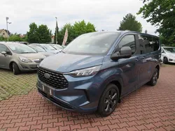 Blau Gebraucht 2024 Ford Tourneo Custom Sport Van / Kleinbus | 51.990 € (Teuer)