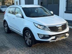 Weiß Gebraucht 2012 Kia Sportage SUV | 11.450 € (Etwas zu teuer)