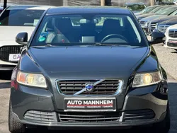 Grau Gebraucht 2010 Volvo S40 Limousine | 6.999 € (Fairer Preis)