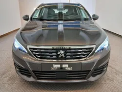 Grau Gebraucht 2018 Peugeot 308 Kombi | 12.900 € (Etwas zu teuer)