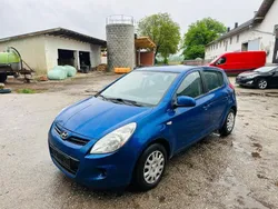 Blau Gebraucht 2012 Hyundai i20 Classic Limousine | 1.799 € (Fairer Preis)