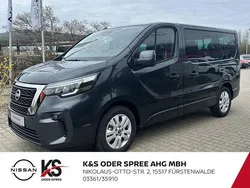 Grau Gebraucht 2024 Nissan Primastar Tekna Van / Kleinbus | 39.990 € (Fairer Preis)