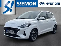 Weiss Neu 2024 Hyundai i10 Trend Kleinwagen | 17.980 € (Guter Preis)