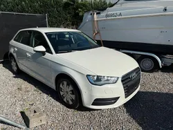 Weiß Gebraucht 2013 Audi A3 Sportback Attraction Limousine | 6.999 € (Guter Preis)