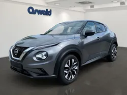 Grau Gebraucht 2022 Nissan Juke N-Connecta SUV | 21.490 € (Etwas zu teuer)