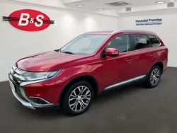Rot Gebraucht 2016 Mitsubishi Outlander Plus SUV | 15.990 € (Guter Preis)