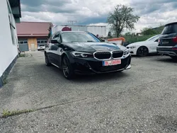 Schwarz Gebraucht 2023 BMW 318 Kombi | 22.900 €
