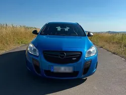 Blau Gebraucht 2011 Opel Insignia OPC Kombi | 11.900 €