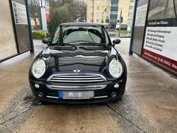 Schwarz Gebraucht 2005 Mini Cooper Kleinwagen | 2.500 € (Fairer Preis)