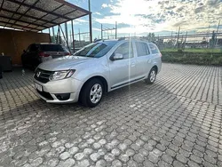 Silber Gebraucht 2015 Dacia Logan MCV Lauréate Kombi | 4.699 € (Fairer Preis)