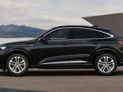 Mythosschwarz metallic Neu 2025 Audi Q5 Sportback S-Line SUV | 65.556 € (Guter Preis)