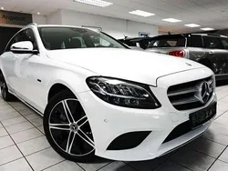 Polarweiss Gebraucht 2020 Mercedes C300e Avantgarde Kombi | 24.950 € (Guter Preis)