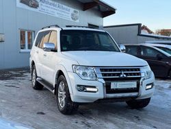Frost white Gebraucht 2015 Mitsubishi Pajero Top SUV | 24.690 € (Superpreis)