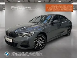 Grau Gebraucht 2022 BMW 330e M Sport Limousine | 35.480 € (Fairer Preis)