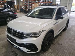 Oryxweiß perlmutteffekt Gebraucht 2022 VW Tiguan Allspace Style SUV | 34.860 € (Fairer Preis)
