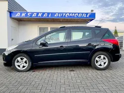 Schwarz Gebraucht 2010 Peugeot 207 Urban Move Kombi | 1.800 € (Superpreis)