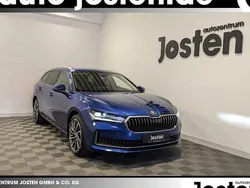 Blau Gebraucht 2024 Skoda Superb LAURIN & KLEMENT Kombi | 45.790 €