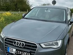 Grau Gebraucht 2014 Audi A3 Sportback Ambiente Limousine | 13.800 € (Guter Preis)