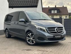 Grau Gebraucht 2016 Mercedes V220 Van / Kleinbus | 28.700 € (Fairer Preis)