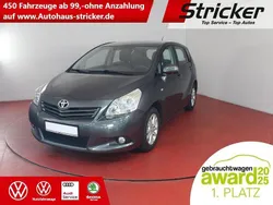 Grau Gebraucht 2011 Toyota Verso Edition Van / Kleinbus | 3.949 € (Superpreis)