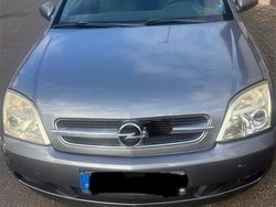 Grau Gebraucht 2002 Opel Vectra Limousine | 1.200 € (Fairer Preis)