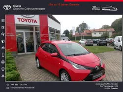 Vulcanorot Gebraucht 2015 Toyota Aygo X-play Kleinwagen | 9.490 € (Etwas zu teuer)