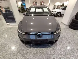 Delfingraumetallic Gebraucht 2022 VW Golf VIII R-line Kombi | 35.950 € (Teuer)