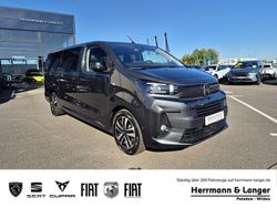 Grau / titane grau metallic (metallic) Gebraucht 2024 Citroën Spacetourer Van | 35.499 € (Fairer Preis)