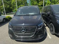 Schwarz Neu 2025 Mercedes V300 Exclusive Van / Kleinbus | 102.340 € (Superpreis)